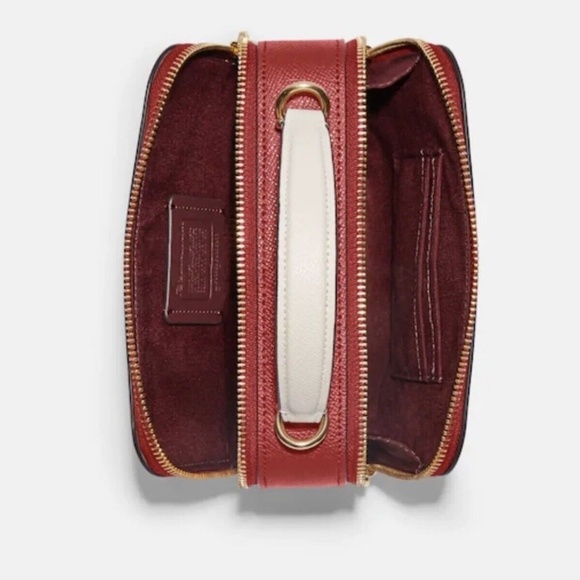 Coach X Disney Box Crossbody Cruella NWT - Picture 2 of 8